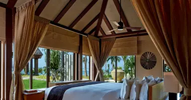 3BR Ritz Carlton Ocean Front Villa with Private Pool